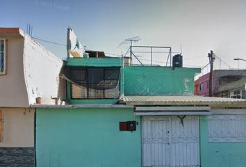 Casa en  Avenida Francisco Morazán, Aeropuerto, San Juan De Aragón Vi Sección, Gustavo A Madero, Ciudad De México, 07918, Mex