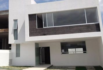 Casa en  Boulevard Esmeralda, Fraccionamiento Punta Esmeralda, Corregidora, Querétaro, 76906, Mex