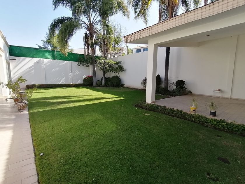 venta Casa en Villas de Irapuato, Irapuato, Guanajuato (EBIX6874s