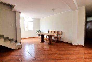 Casa en  Calle Emiliano Niño, Lambayeque, 14013, Per
