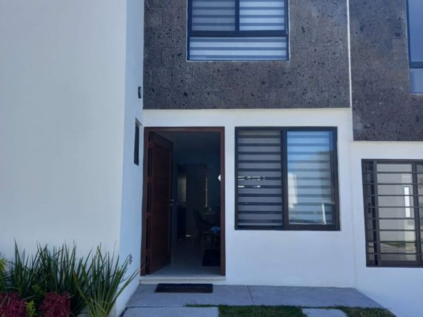 venta Casa en condominio en Fraccionamiento Fuentes de Balvanera