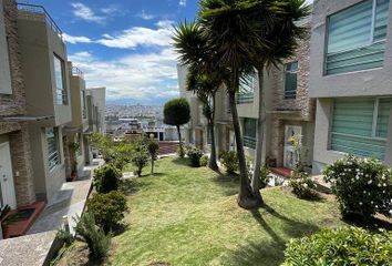 Casa en  Cochapamba, Quito