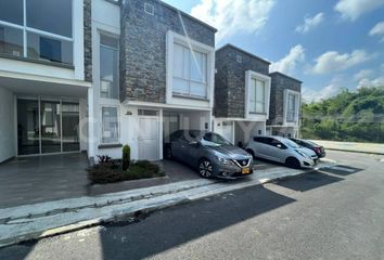 Casa en  La Clarita, Armenia