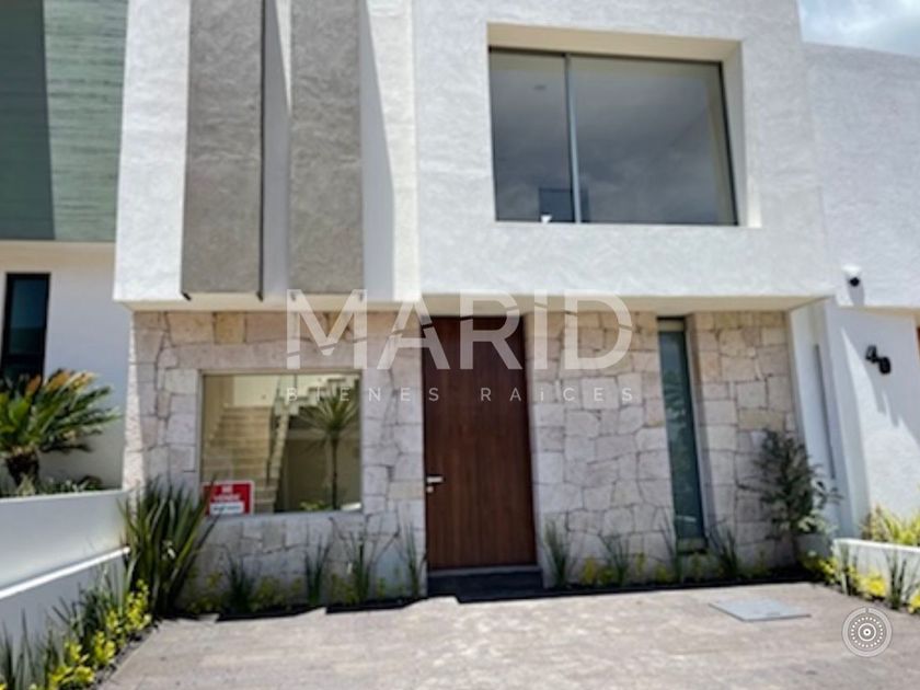 venta Casa en Rincón De La Montaña, Morelia, Michoacán (EB-LO4756s)-  