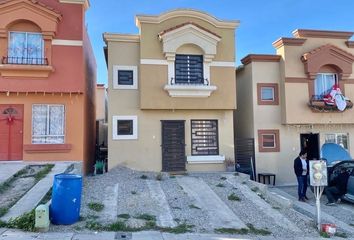 Casa en  Boulevard Paseo Del Álamo, Fraccionamiento Villa Del Cedro 2, Tijuana, Baja California, 22564, Mex