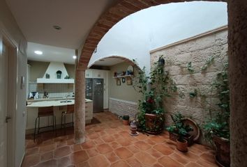 Chalet en  La Carlota, Córdoba Provincia