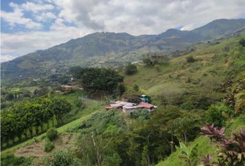 Lote de Terreno en  Girardota, Antioquia