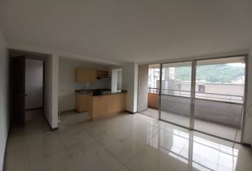 Apartamento en  Cl 10, Medellín, El Poblado, Medellín, Antioquia, Colombia