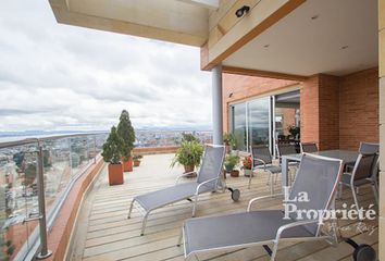 Apartamento en Los Rosales Norte, Bogotá