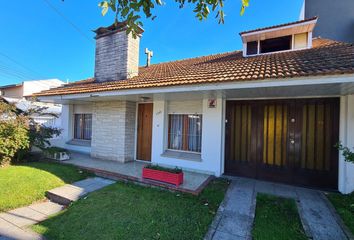 Casa en  Martín Miguel De Güemes 4565, B7602dbi Mar Del Plata, Provincia De Buenos Aires, Argentina