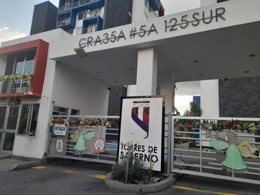 Apartamento en arriendo Los Centauros, Sur