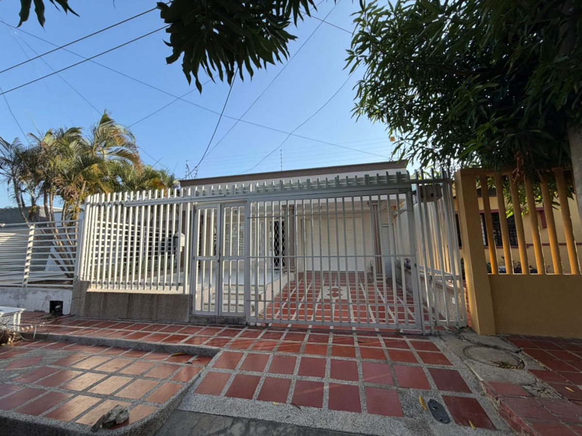 Casa en arriendo Paraíso (Localidad Río-Mar) en Paraiso