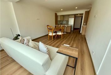 Apartamento en Carrera 15, Plenitud La Calleja, Upzs De Bogotá, Localidad Usaquén, Bogotá, Bogotá, Distrito Capital, Rap (especial) Central, 110121, Colombia