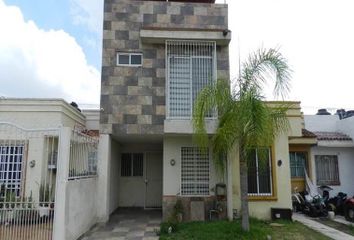 Casa en fraccionamiento en  Calle Revolución 45-52, San José Del Valle, Tlajomulco De Zúñiga, Jalisco, 45654, Mex