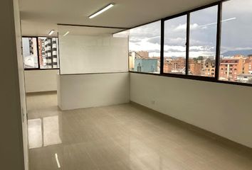 Oficina en  Puente Largo, Bogotá