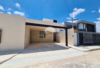 Casa en  Pueblo Cholul, Mérida, Yucatán