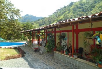 Villa-Quinta en  Trujillo, Valle Del Cauca