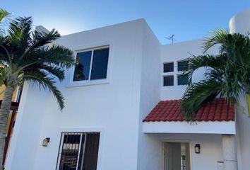 8 casas en venta en Residencial Pensiones VII, Mérida 