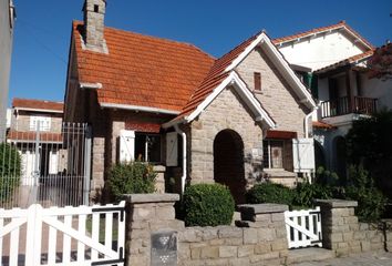 Casa en  Stella Maris, Mar Del Plata