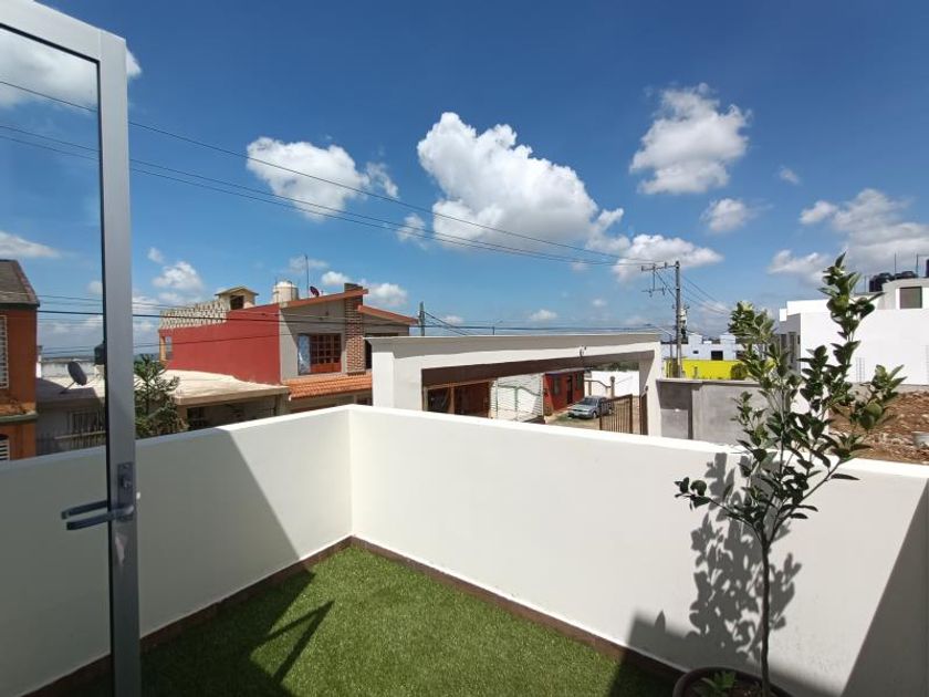 venta Casa en Lomas Del Paraíso, Xalapa (MX22-MZ9435)