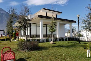 Casa en fraccionamiento en  Avenida Puerta De Hierro, Fracc Puerta De Hierro Priv Aragón, Monterrey, Nuevo León, 64349, Mex