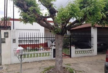 Casa en  Villa Luzuriaga, La Matanza