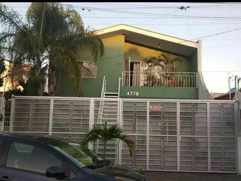 venta Casa en Arboledas 2a Secc, Zapopan, Jalisco (EB-HR9805s)