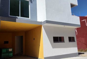 Casa en fraccionamiento en  Vicente Guerrero, Santiago Tulantepec, Santiago Tulantepec De Lugo Guerrero