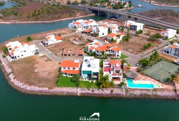 Lote de Terreno en  Marina Mazatlán, Mazatlán