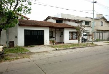 Casa en  Castelar, Partido De Morón