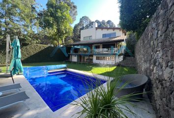 Casa en  Avándaro, Valle De Bravo