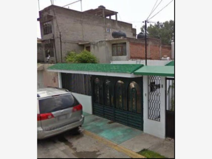 venta Casa en Ampliación San Javier, Tlalnepantla de Baz (MX21-KM9726)-  