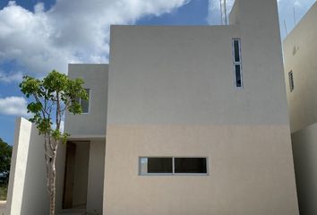 Casa en condominio en  Uady, Cholul, Mérida, Yucatán, 97305, Mex