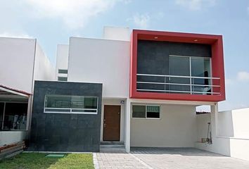 Casa en fraccionamiento en  Calle Venta Del Refugio 1121-1225, El Refugio, Querétaro, 76146, Mex