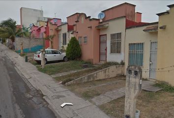 Casa en  Avenida Huasteca, Sánchez, Veracruz, Veracruz De Ignacio De La Llave, 91826, Mex