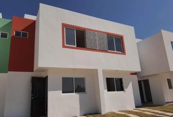 Casa en fraccionamiento en  Calle Clavel 106, Villa Sol, Tulancingo De Bravo, Hidalgo, 43648, Mex