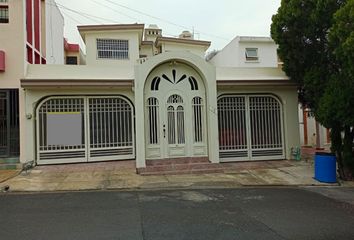 Casa en  Ciudad Satélite, Monterrey