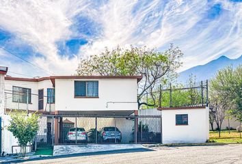 Casa en  Las Cumbres 3 Sector, Monterrey