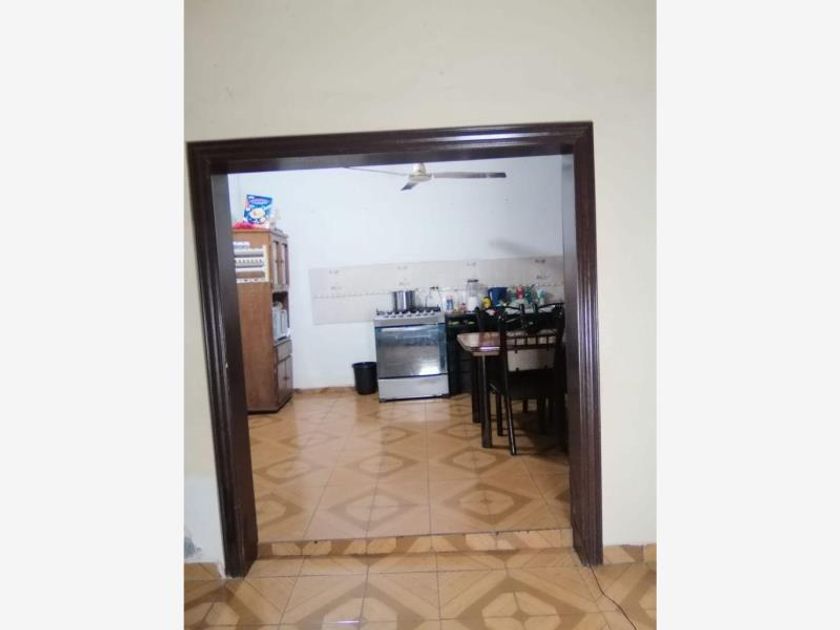 venta Casa en Balcones de San Miguel, Guadalupe, Nuevo León (MX21-KZ3719)-  