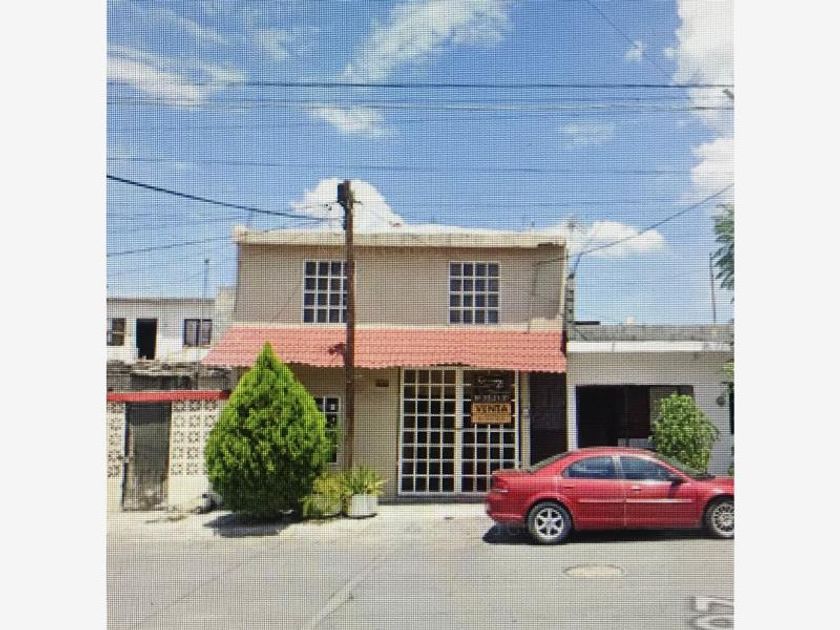 venta Casa en Balcones de San Miguel, Guadalupe, Nuevo León (MX21-KZ3719)-  