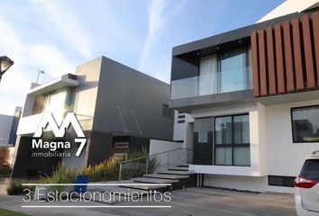 Casa en condominio en  Vía Castaños 11-12, Fraccionamiento Olivos Residencial, Zapopan, Jalisco, 45160, Mex