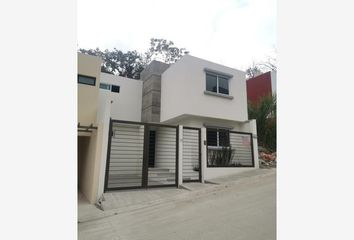 Casa en  Hueypoxtla, Estado De México
