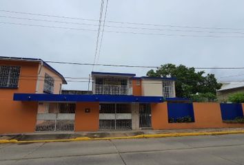 Casa en  Del Maestro, Minatitlán, Minatitlán, Veracruz