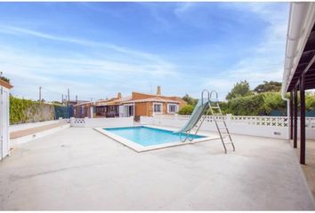 Chalet en  Es Castell, Balears (illes)