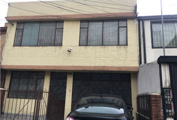 Casa en  El Encanto Occidente, Bogotá