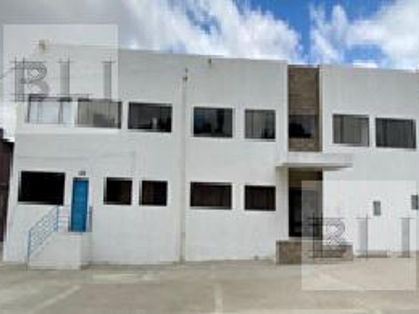venta Casa en Mesa de Otay, Tijuana (BIS2412598) icasas.mx