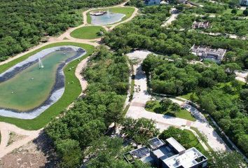 Lote de Terreno en  Algarrobos Desarrollo Residencial, Mérida, Yucatán