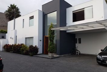 Casa en  La Molina, Lima