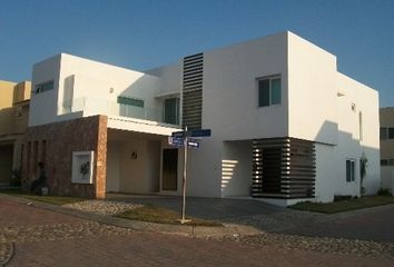 Casa en  El Náutico, Altamira