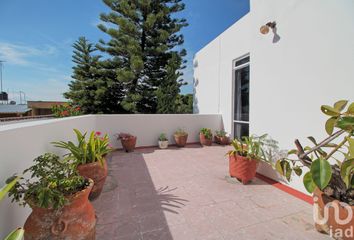 Casa en  Cerrada De Las Rosas 17-2, Diez De Mayo, Heroica Puebla De Zaragoza, Puebla, 72270, Mex